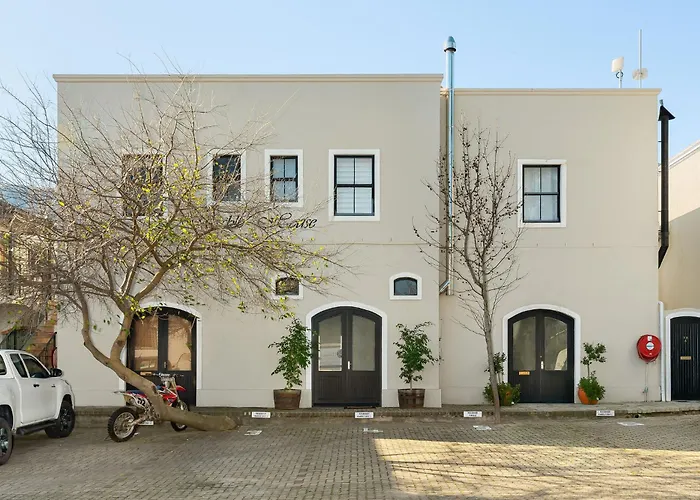 Luxury Franschhoek Getaway Next To Winetram