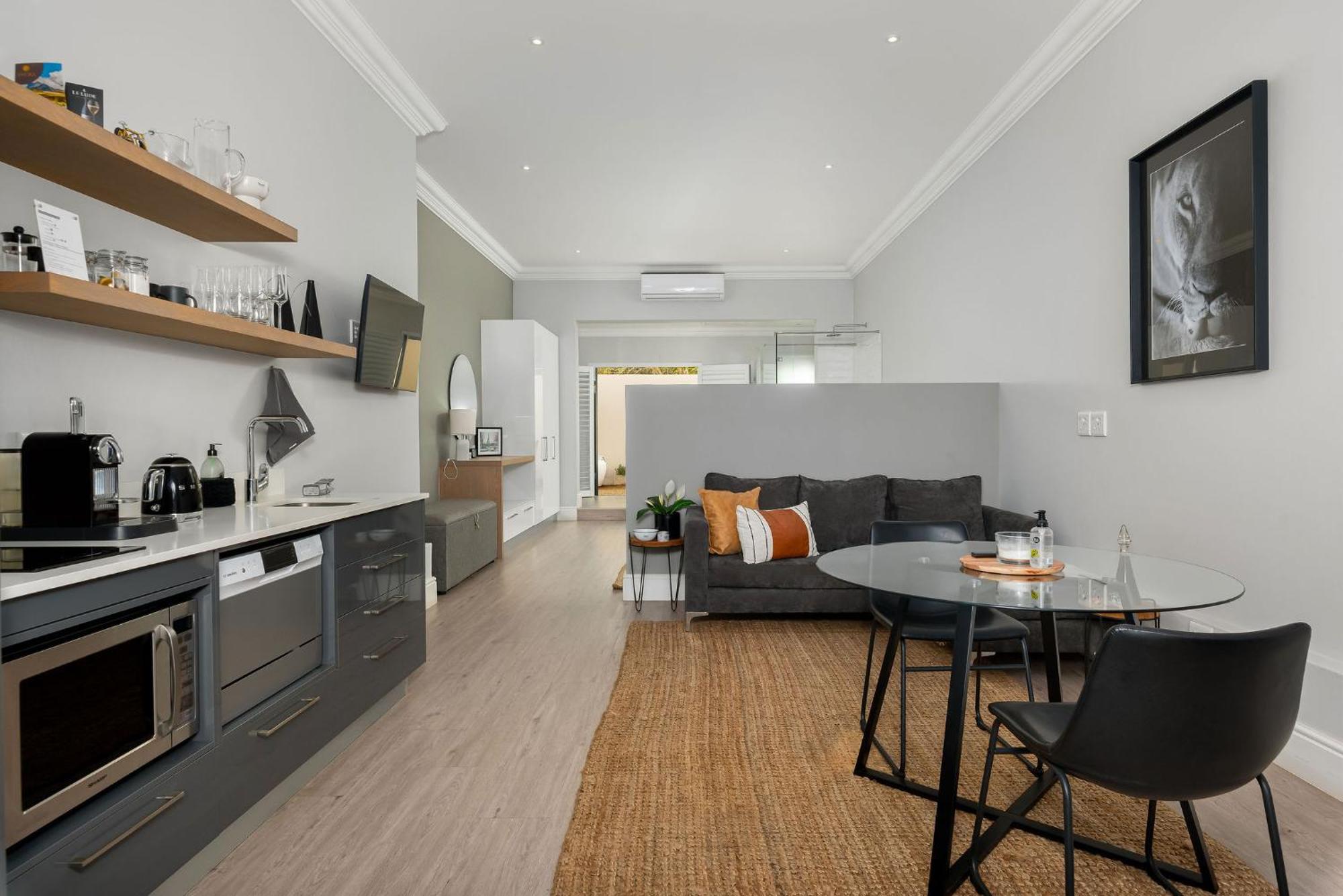 Apartment Luxury Getaway Next To Winetram Franschhoek
